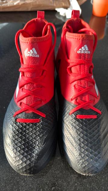 Voetbalschoenen Adidas maat 38 2/3 beschikbaar voor biedingen