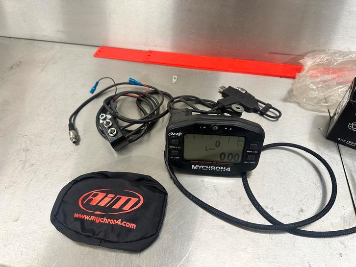 AIM Mychron 4, Sports & Fitness, Karting, Comme neuf, Enlèvement