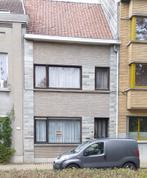 Ronse. Sint-Pietersnieuwstraat. Huis te koop, Immo, 200 tot 500 m², Provincie Oost-Vlaanderen, 106 m², Tussenwoning