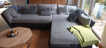Canapé d'angle avec coin méridienne et repose pieds beschikbaar voor biedingen