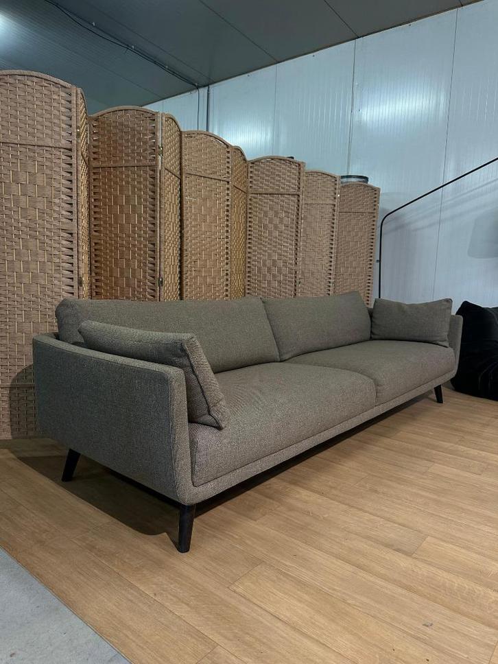 ZGAN Design on Stock Byen 5-Zits Taupe – NP: €5.500, Huis en Inrichting, Zetels | Zetels, Zo goed als nieuw, Rechte bank, Vierpersoons of meer