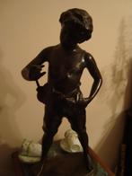 Bronzen beeld. Getekend Auguste Moreau., Antiquités & Art, Art | Sculptures & Bois, Enlèvement