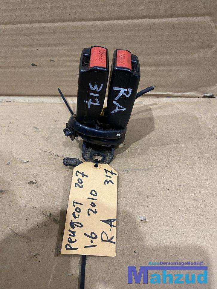 PEUGEOT 207 rechts achter gordel sluiting 3 deurs 2006-2015, Auto-onderdelen, Interieur en Bekleding, Peugeot, Gebruikt, Ophalen of Verzenden