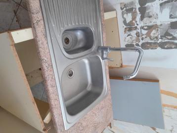 Inox spoelbak met mengkraan beschikbaar voor biedingen