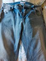 2 jeansbroeken mt 42, Ophalen