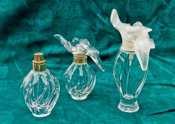 Lot 4 flacons de parfum vides – Nina Ricci (collection) beschikbaar voor biedingen