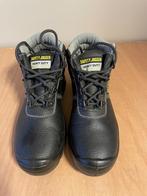 Werkschoenen, Ophalen of Verzenden, Zo goed als nieuw