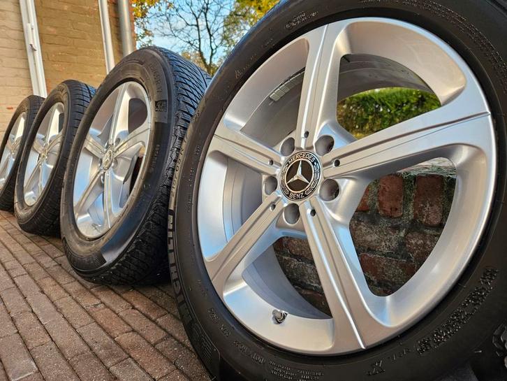 17" Mercedes GLA H247 GLB X247 winterset 8mm 215 65 17 ZGAN, Auto-onderdelen, Banden en Velgen, Banden en Velgen, Winterbanden