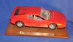 ferrari testarossa 1984 burago sur presentoir en bois, Collections, Enlèvement ou Envoi, Utilisé, Voitures