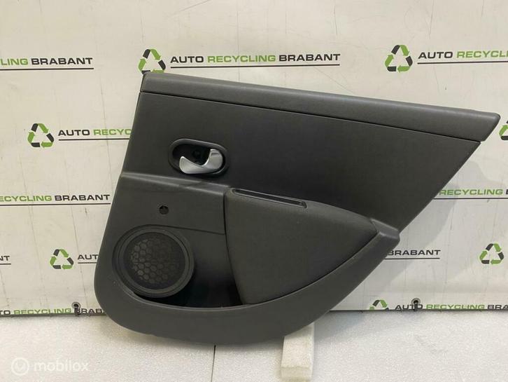 Deurbekleding Rechts Achter Renault Clio Estate 8200917891, Auto-onderdelen, Interieur en Bekleding, Renault, Gebruikt, Ophalen of Verzenden