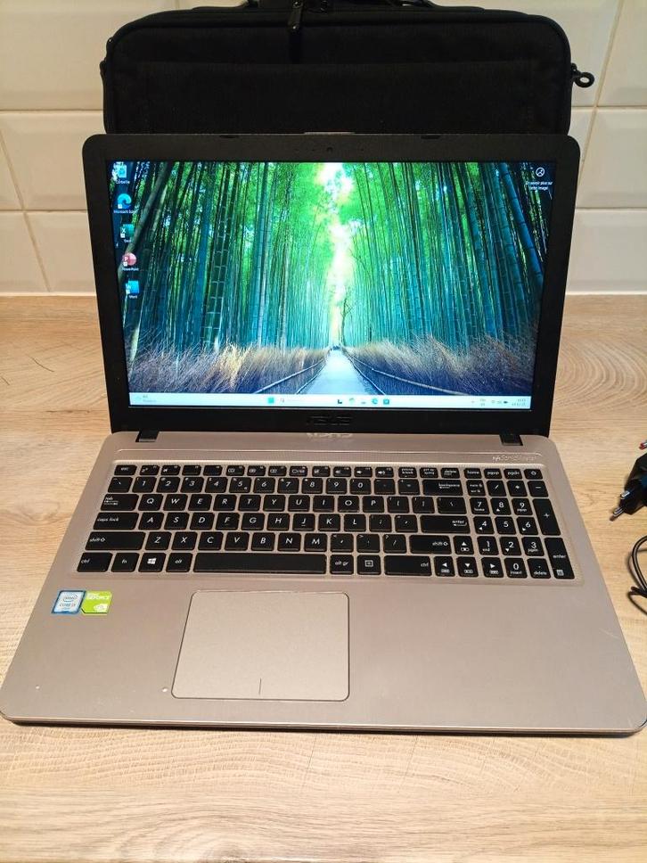 Asus I3 + 8 GB RAM + SSD + GPU + Win11 + Office, Computers en Software, Windows Laptops, Gebruikt, 15 inch, SSD, 2 tot 3 Ghz, 8 GB