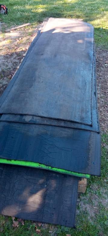 Tapis caoutchouc renforcé 3@4m beschikbaar voor biedingen