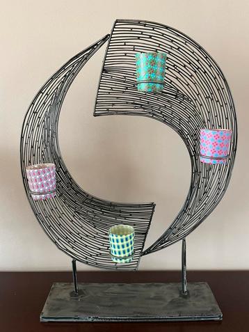 Decoratieve houder met 4 theelichtglaasjes beschikbaar voor biedingen