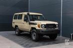 Toyota Land Cruiser GRJ78 A/T, Autos, Toyota, SUV ou Tout-terrain, Beige, Gris, Automatique