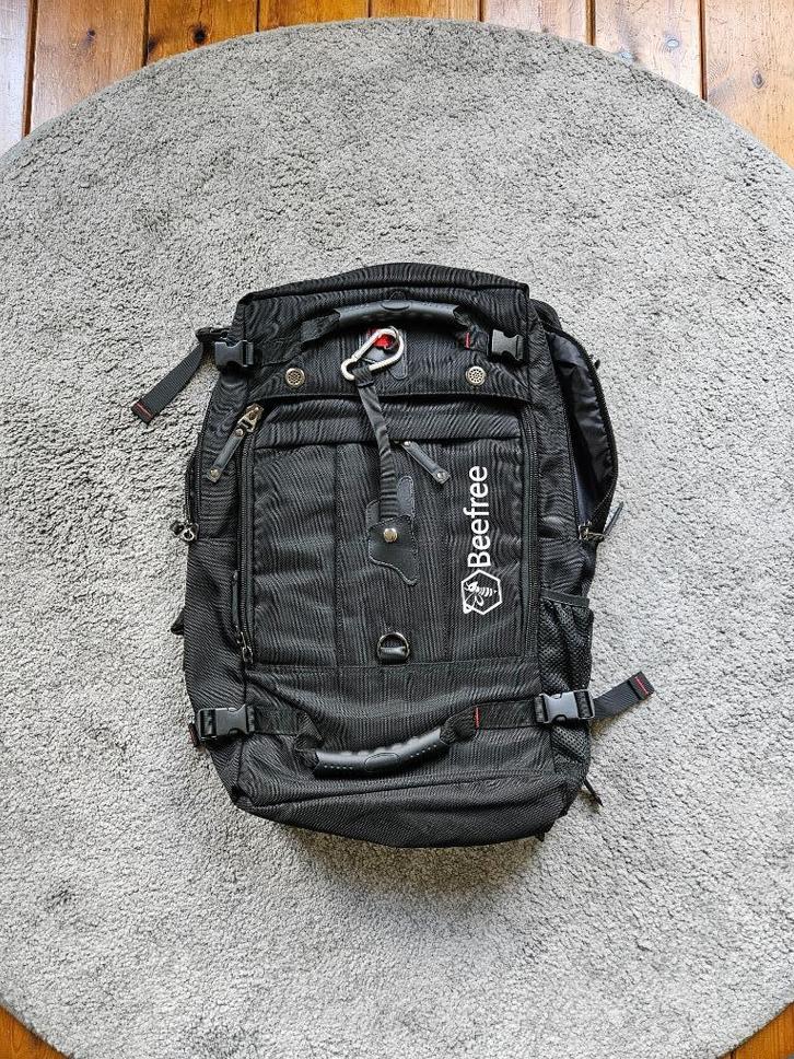 Zwarte Beefree Rugzak 50 liter, 3-in-1, anti-diefstal, Handtassen en Accessoires, Tassen | Rugtassen, Nieuw, Overige merken, 25 tot 40 cm