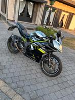 Kawasaki ninja 125, Motoren, 125 cc, 1 cilinder, Sport, Particulier