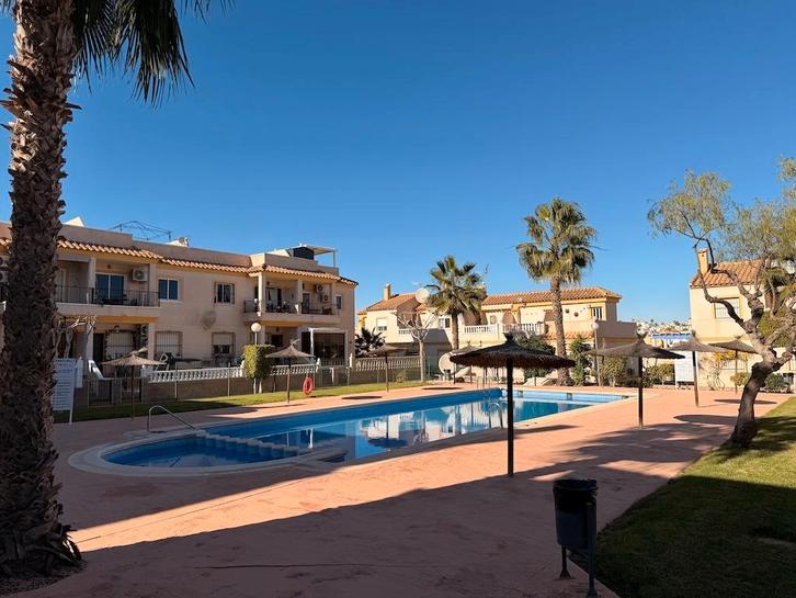 Prachtige begane grond te koop in Orihuela Costa, Immo, Buitenland, Spanje, Appartement, Dorp