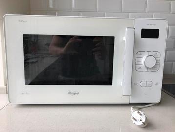 Microgolfoven Whirlpool beschikbaar voor biedingen