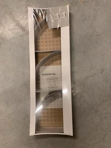 Douche rek beschikbaar voor biedingen