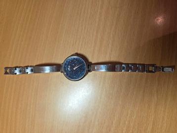 Montre femme lotus collection 18561 bleu, Montre-bracelet, Autres marques, Enlèvement ou Envoi, Avec strass