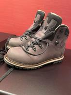 Wandelschoenen LOWA, Kleding | Dames, Ophalen, Zo goed als nieuw, Grijs, Wandelschoenen