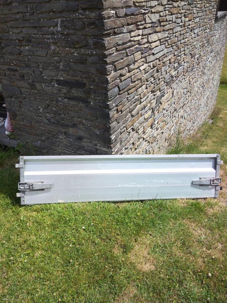 Aluminium trailertape van 1m75 cm, Auto diversen, Aanhangwagen-onderdelen, Zo goed als nieuw, Ophalen of Verzenden