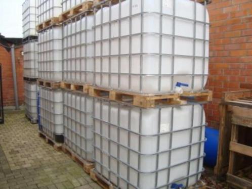 Ibc containers van 1075 L op houten pallet ( Tonnen,Vaten ), Tuin en Terras, Regentonnen, Zo goed als nieuw, Kunststof, 150 liter of meer
