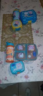 Boîtes à lunch Peppa Pig gratuites, Enfants & Bébés, Produits pour enfants, Comme neuf, Enlèvement