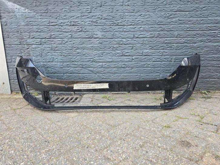 Skoda Octavia 4 Facelift 2024+ Voorbumper Bumper 4xPDC Origi, Auto-onderdelen, Carrosserie, Bumper, Skoda, Gebruikt