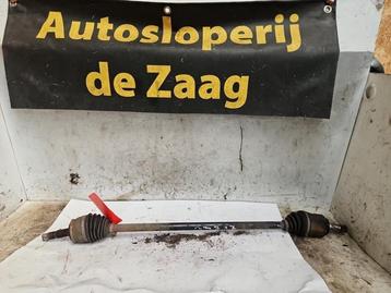 Aandrijfas rechts-voor van een Opel Corsa beschikbaar voor biedingen