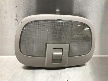 BINNENVERLICHTING ACHTER SsangYong Rexton (8372008000) beschikbaar voor biedingen