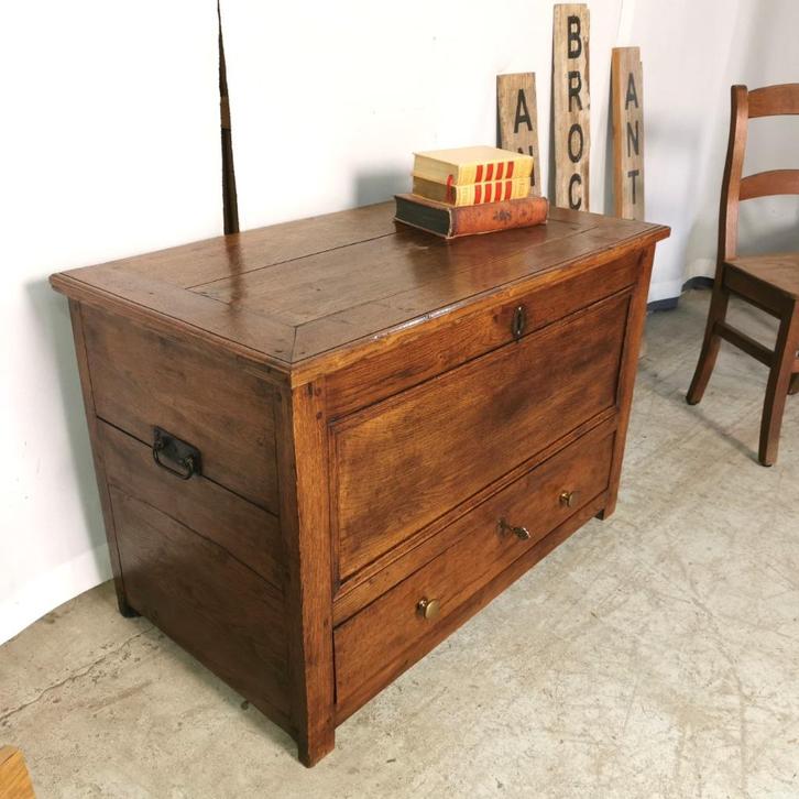 Antieke dekenkist/salontafel in zware eik + lade B 100 H 67, Huis en Inrichting, Woonaccessoires | Kisten, Gebruikt, 50 tot 75 cm