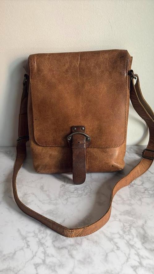 Aunts & uncles, Handtassen en Accessoires, Tassen | Schoudertassen, Zo goed als nieuw, Ophalen