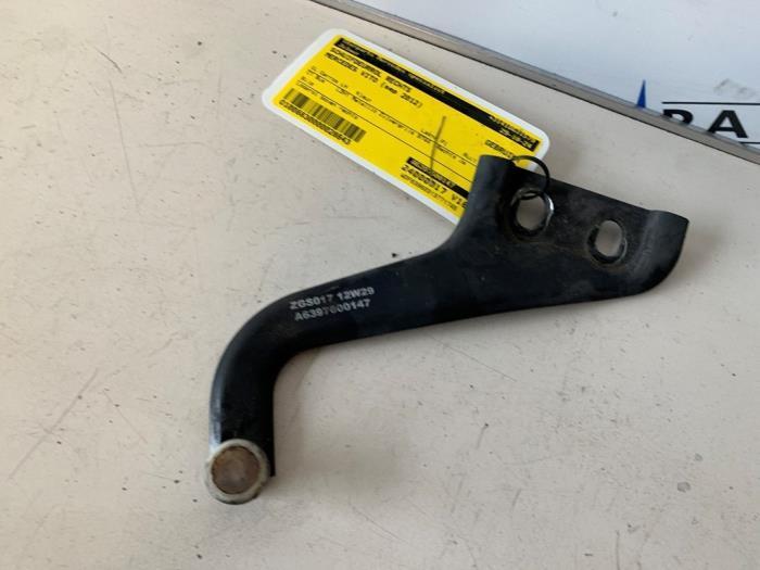 Schuifdeurrol rechts van een Mercedes Vito (9744), Auto-onderdelen, Carrosserie, Mercedes-Benz, Gebruikt, 3 maanden garantie, Ophalen of Verzenden