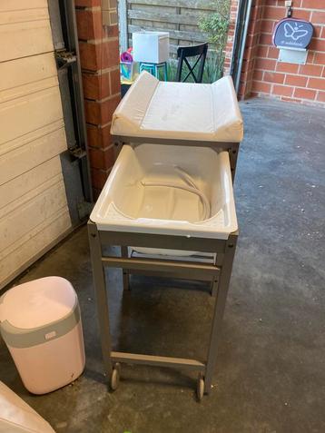 Luiertafel met badje, Enlèvement, Utilisé, Baignoire
