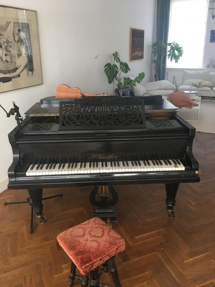 Kleine mooie zwarte vleugel Gunther van 1904, Muziek en Instrumenten, Piano's, Gebruikt, Vleugel, Zwart, Ophalen