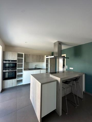 LUXE GLANS KEUKEN + 6 SIEMENS ELECTRO + GEDEMONTEERD beschikbaar voor biedingen