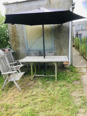 parasol 💥💥💥 met GRATIS zware voet en beschermhoes er bij beschikbaar voor biedingen