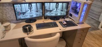 Pc gamer + setup beschikbaar voor biedingen