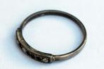 oud ring in zilver 900, Handtassen en Accessoires, Ringen, Ophalen of Verzenden, Gebruikt, Zilver, Zilver