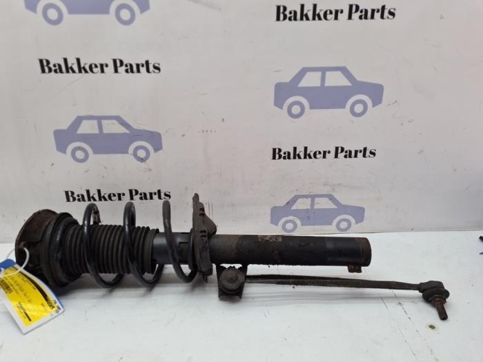 Barre amortisseur avant droit d'un Audi A3, Autos : Pièces & Accessoires, Suspension & Châssis, Audi, Utilisé, 3 mois de garantie