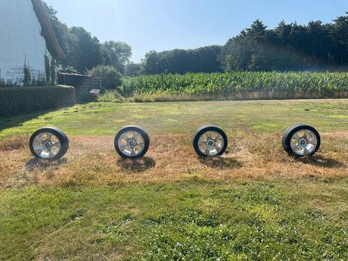 Set van originele BMW velgen style 157, 225/45/R17, Auto-onderdelen, Banden en Velgen, Band(en), Zomerbanden, 17 inch, 225 mm