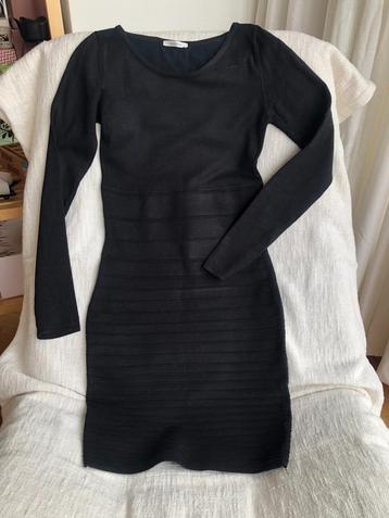 Robe noire beschikbaar voor biedingen