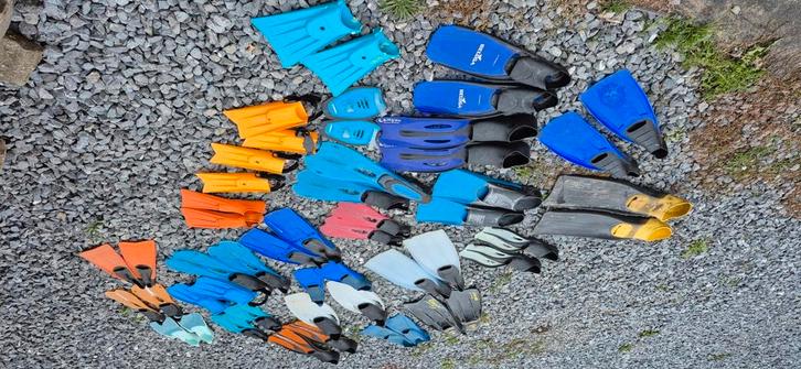 26 flippers in verschillende maten in goede staat te koop., Hobby en Vrije tijd, Overige Hobby en Vrije tijd, Gebruikt, Ophalen