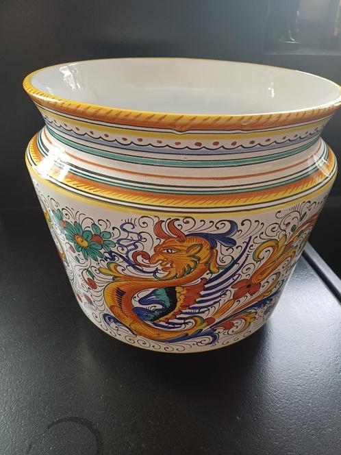 Handgeschilderd keramische Deruta cache-pot, Antiek en Kunst, Antiek | Keramiek en Aardewerk, Ophalen of Verzenden