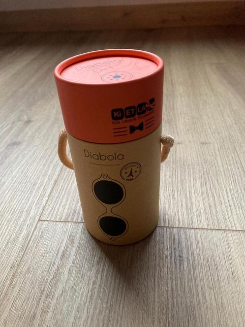 Zonnebril Kietla, Kinderen en Baby's, Babymode-accessoires, Zo goed als nieuw, Ophalen