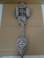 Vintage houtsnijwerk aartsengel sleutel met icoon aartsengel, Antiek en Kunst, Antiek | Religieuze voorwerpen, Ophalen of Verzenden