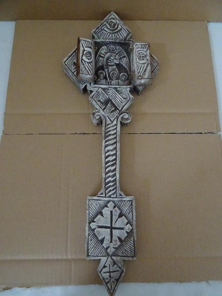 Vintage houtsnijwerk aartsengel sleutel met icoon aartsengel, Antiek en Kunst, Antiek | Religieuze voorwerpen, Ophalen of Verzenden