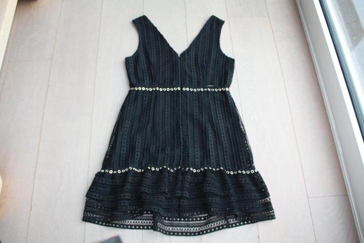 Mooi romantische zwart jurkje van Guess, met kant, maat S, Kleding | Dames, Jurken, Zo goed als nieuw, Maat 36 (S), Zwart, Boven de knie