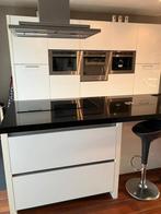 #15 Moderne keuken met kookeiland, Huis en Inrichting, Ophalen, Met kookeiland